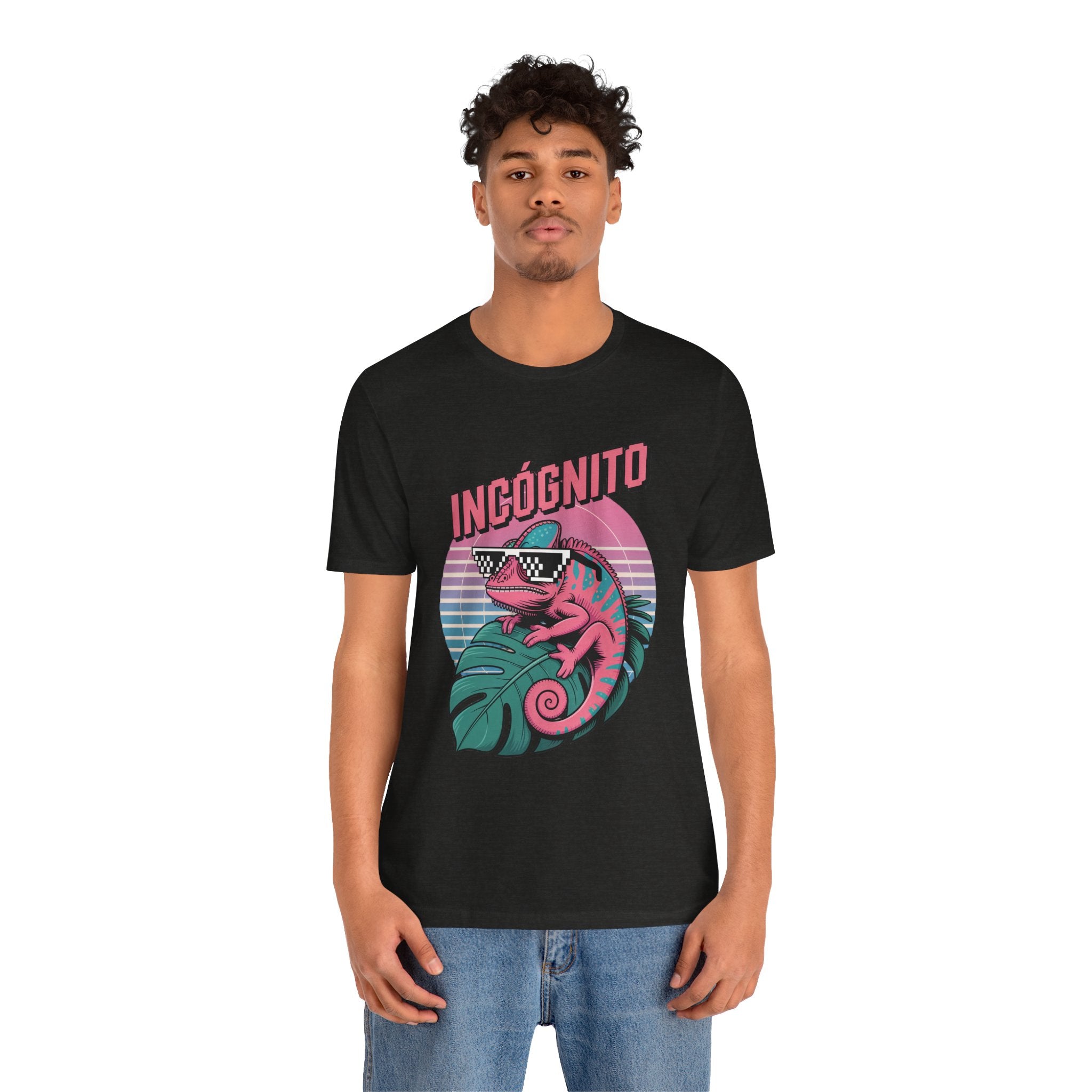 Incógnito Retro Chameleon Graphic T-Shirt | Synthwave Streetwear